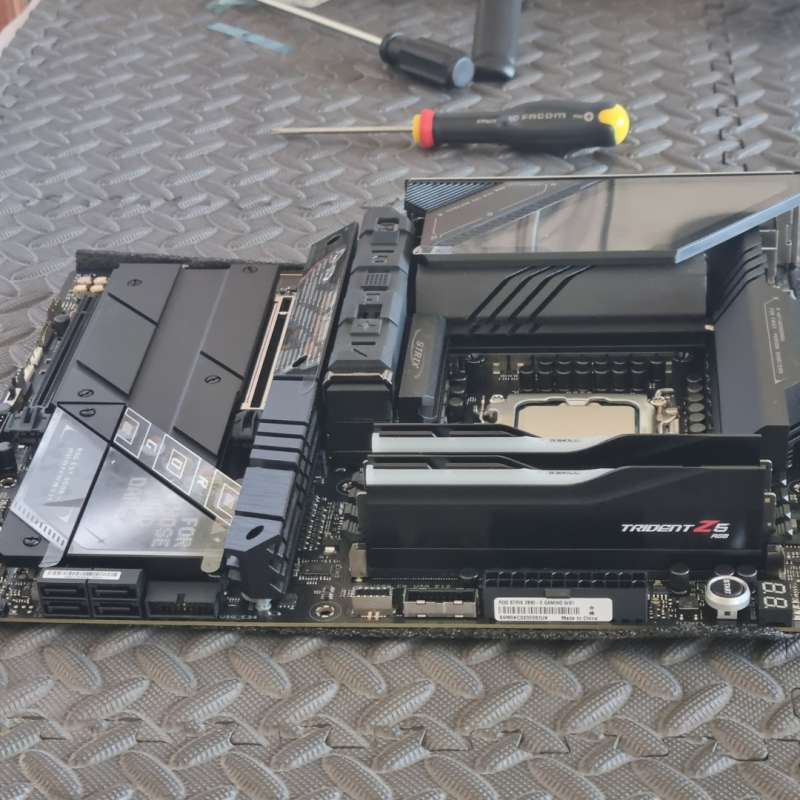 Js info - Réalisations informatiques, montage de pc neuf