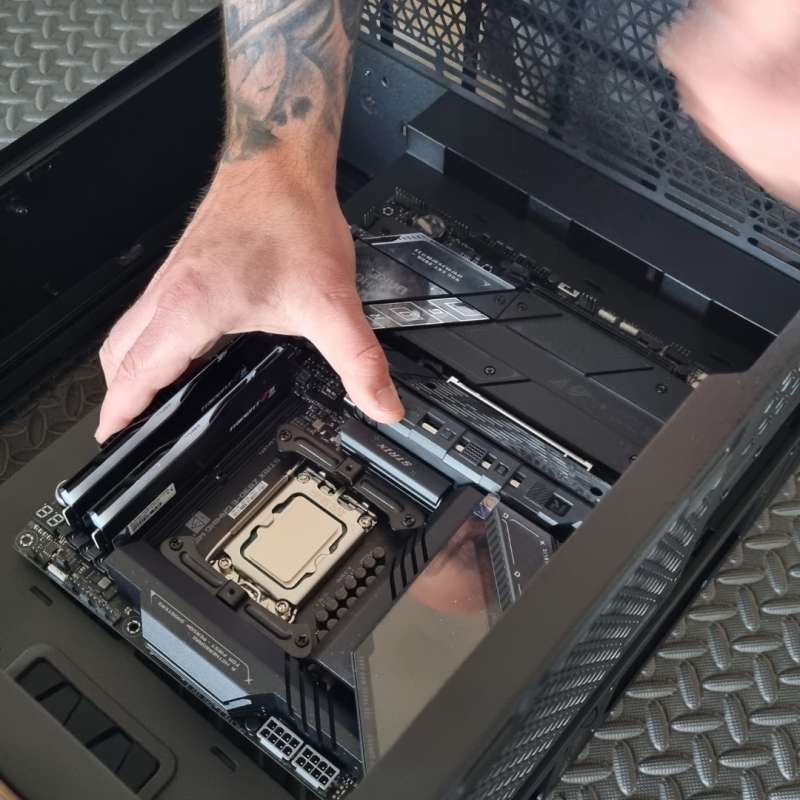 Js info - Réalisations informatiques, montage de pc neuf